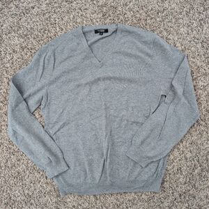 Express Light Gray Cotton-Merino Wool V-Neck Sweater - Size Medium